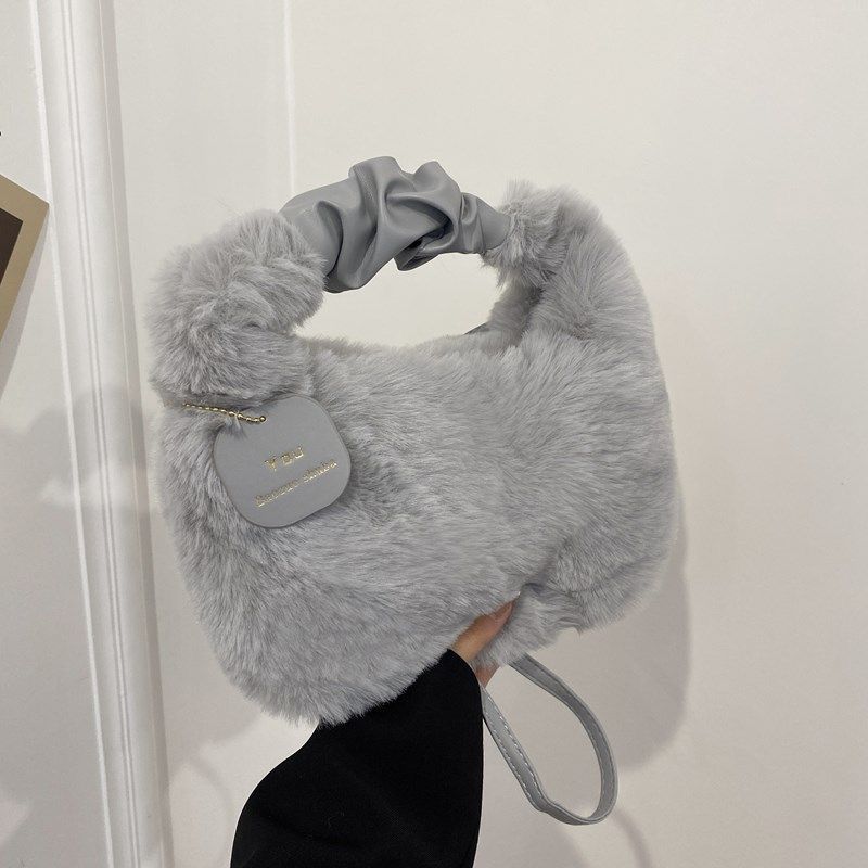 High-end plush handbag for women, new fashion autumn and winter style, versatile and unique chain crossbody bag.
