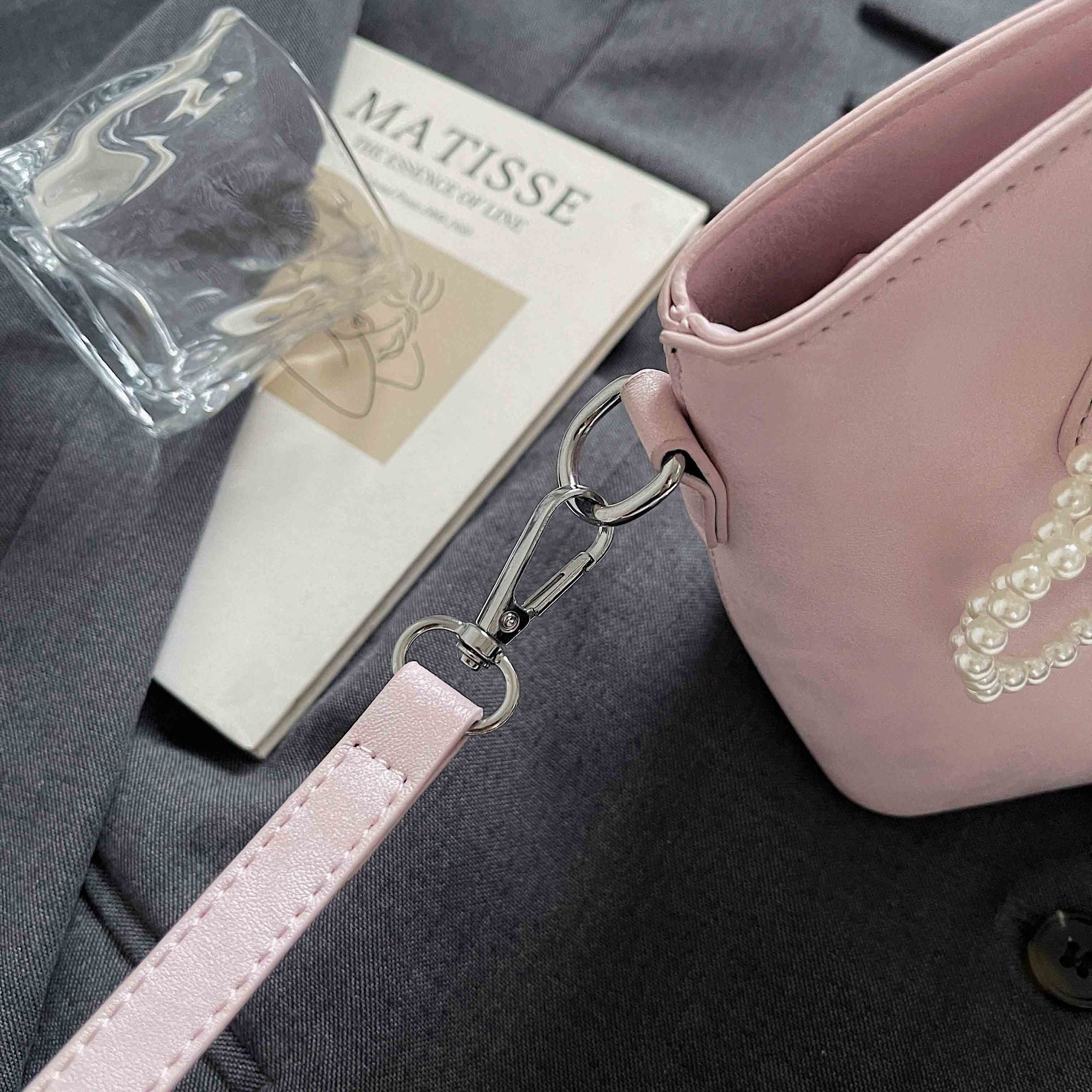 New Korean Edition Fashionable High Texture Versatile Handbag
